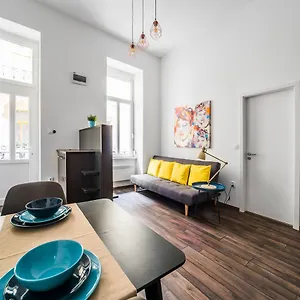 Appartement New Dob 53-4 Center, Budapest