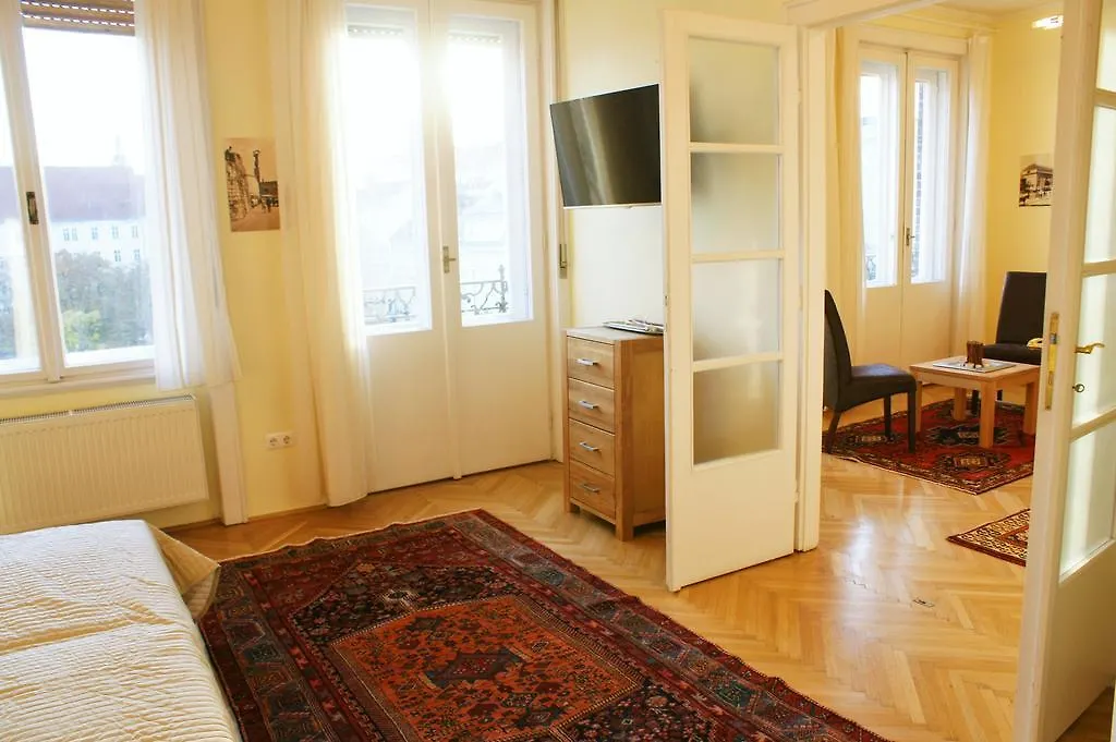 Supercentral Apartment Budapest