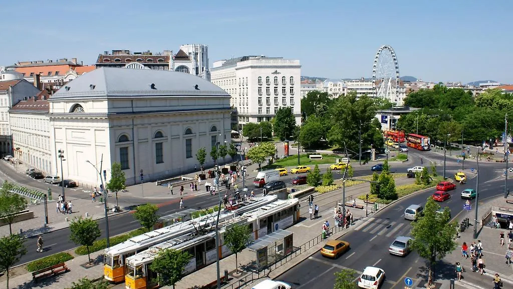 Supercentral Apartment Budapest Hungary